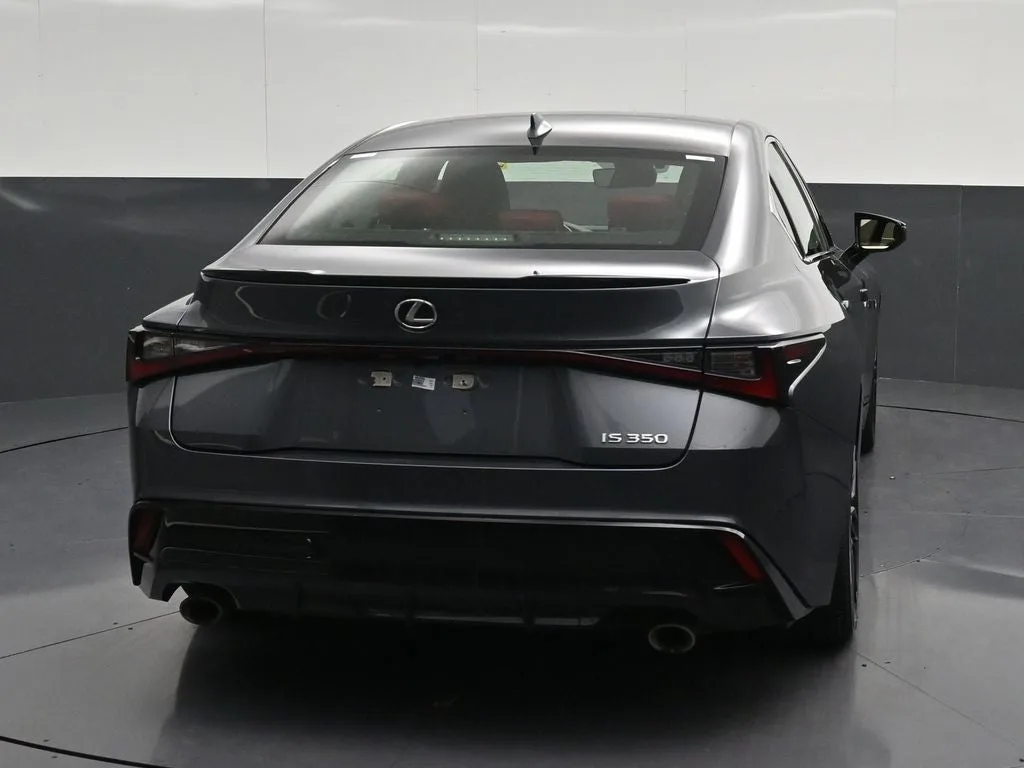 2023 Lexus IS 350 F SPORT photo 2