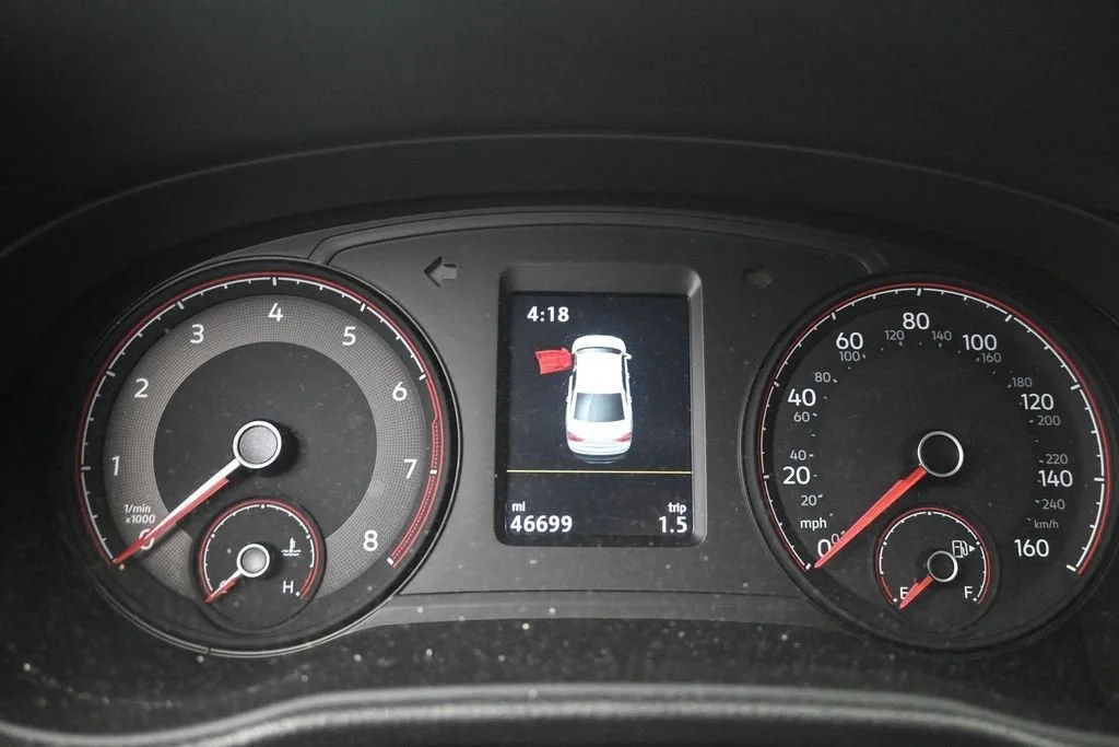 2020 Volkswagen Passat 2.0T SE photo 11