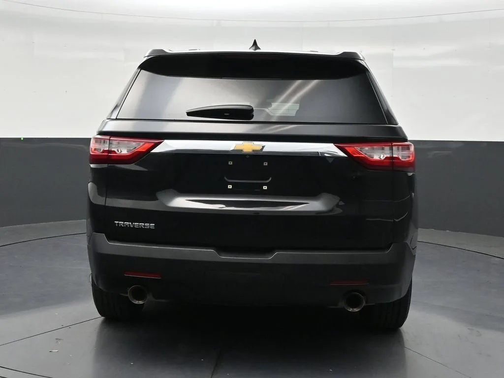 2020 Chevrolet Traverse LS photo 4