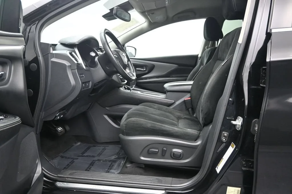 2020 Nissan Murano SV FWD photo 12