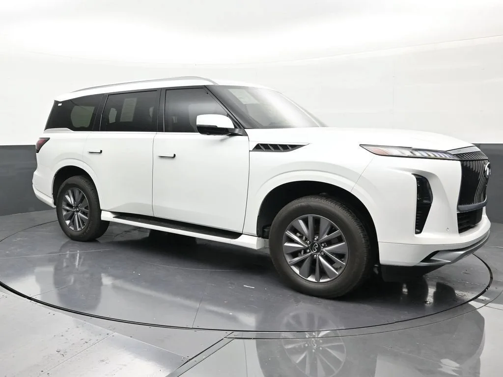 2025 INFINITI QX80 PURE AWD photo 7