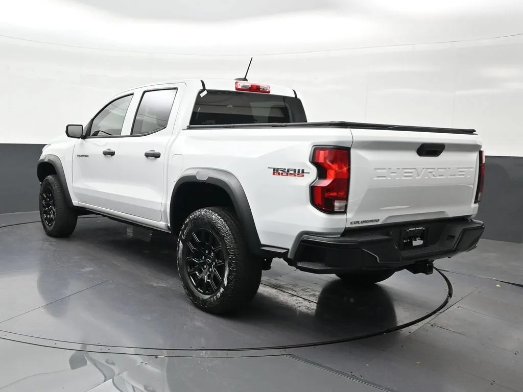 2023 Chevrolet Colorado Trail Boss photo 3