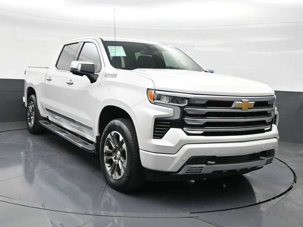 2024 Chevrolet Silverado 1500 High Country photo 7