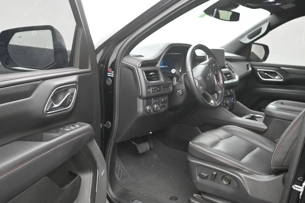 2023 Chevrolet Tahoe RST photo 10