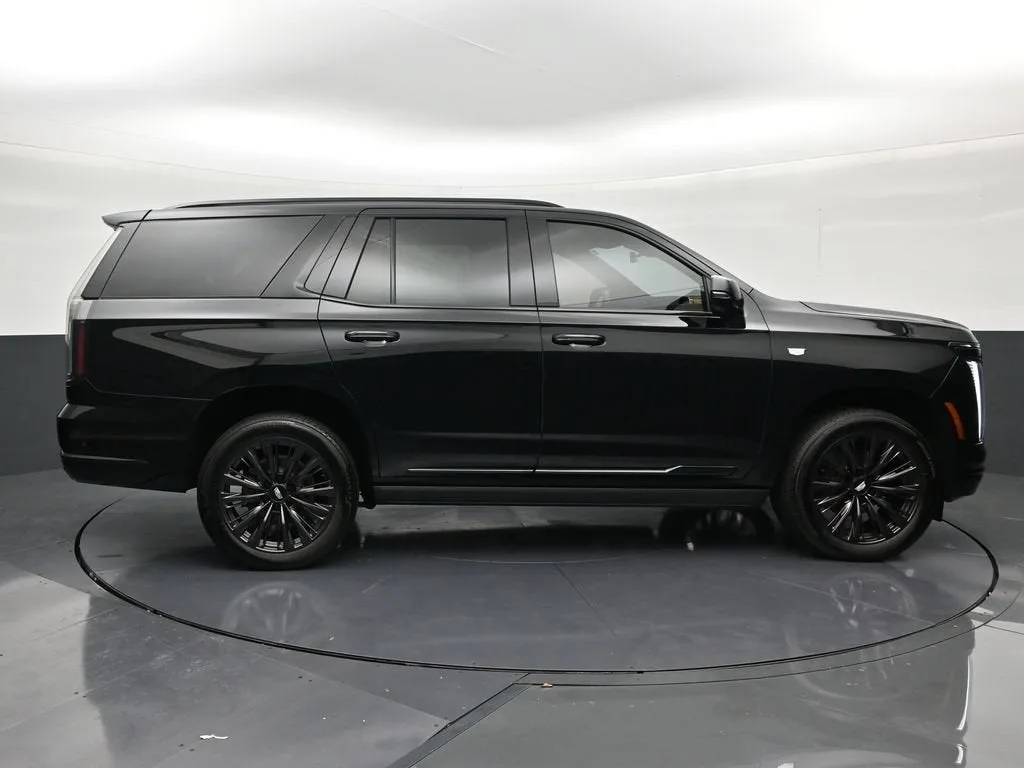 2025 Cadillac Escalade Sport photo 6