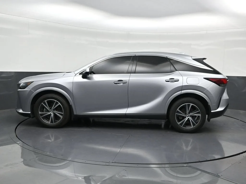 2023 Lexus RX 350 Premium photo 2