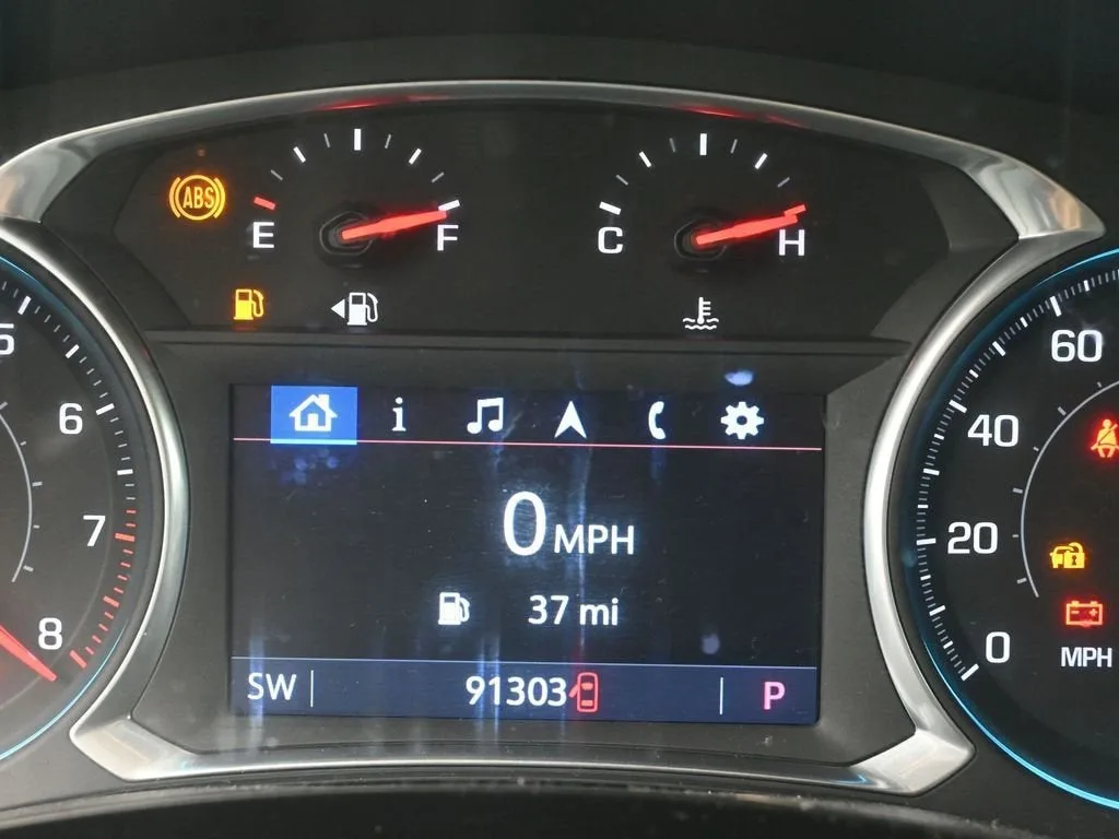 2022 Chevrolet Traverse LT Leather photo 10