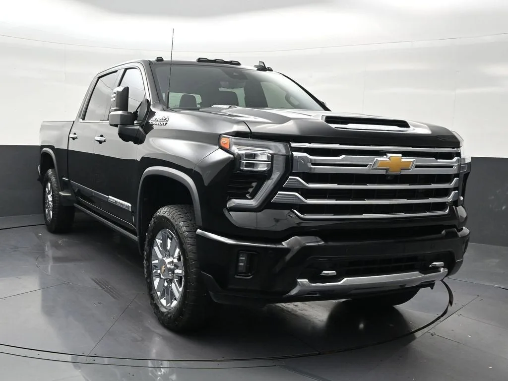 2024 Chevrolet Silverado 2500 HD High Country photo 8