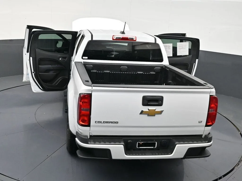 2020 Chevrolet Colorado LT photo 32
