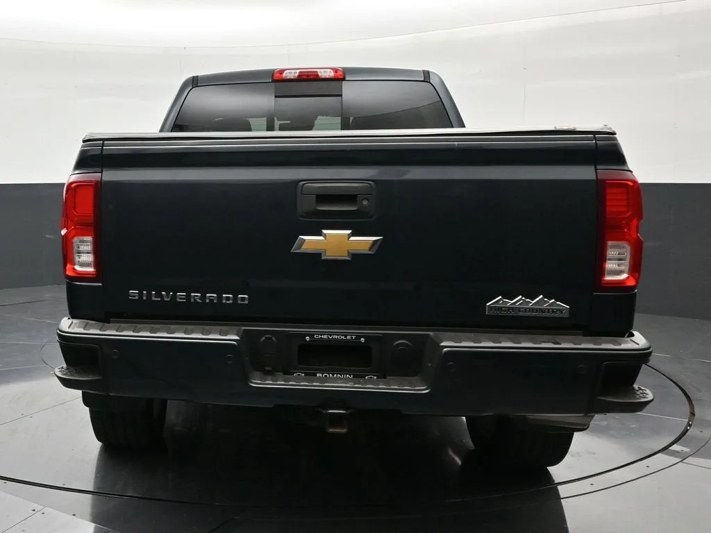 2018 Chevrolet Silverado 1500 High Country photo 4