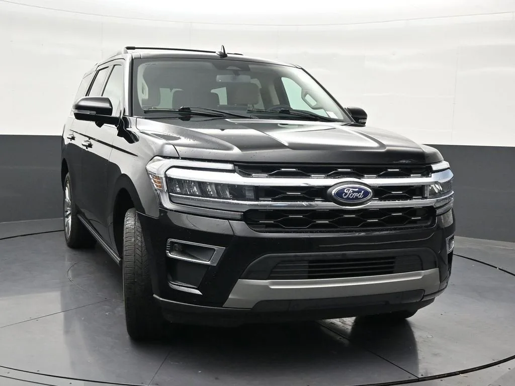 2023 Ford Expedition Limited photo 8