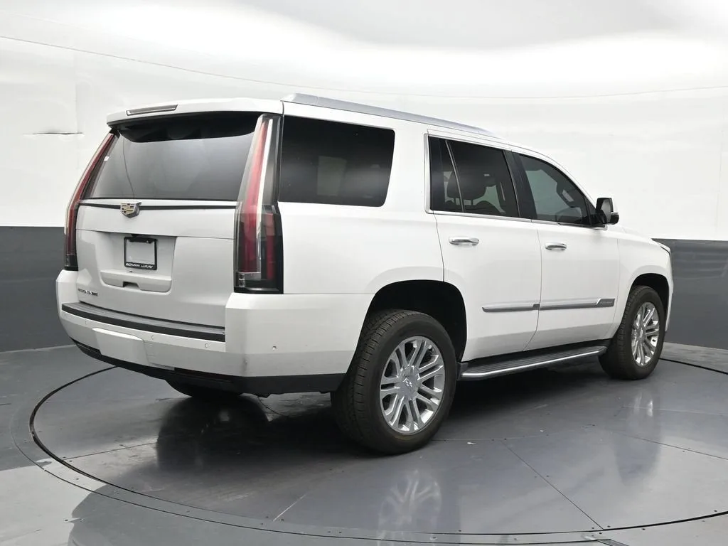 2020 Cadillac Escalade 2WD Standard photo 5