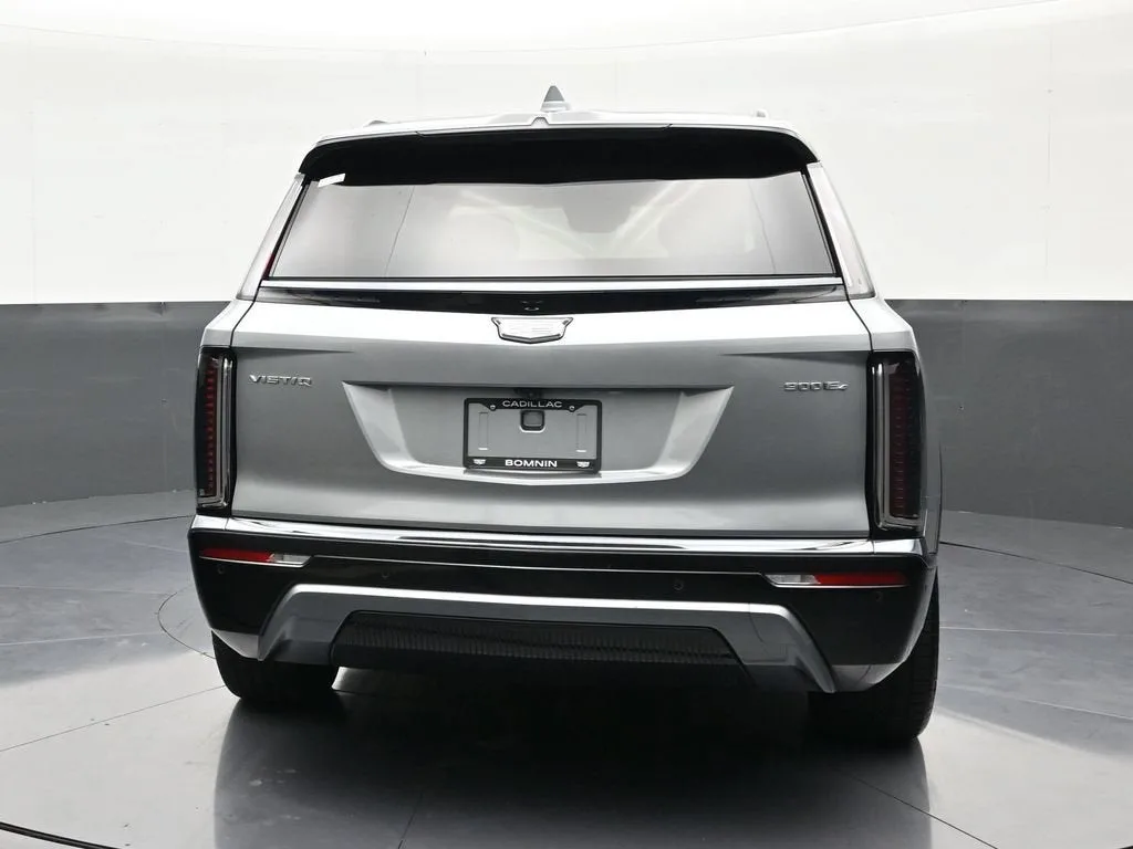 2026 Cadillac VISTIQ Sport photo 4