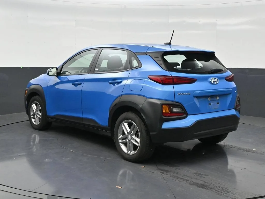 2021 Hyundai Kona SE photo 3