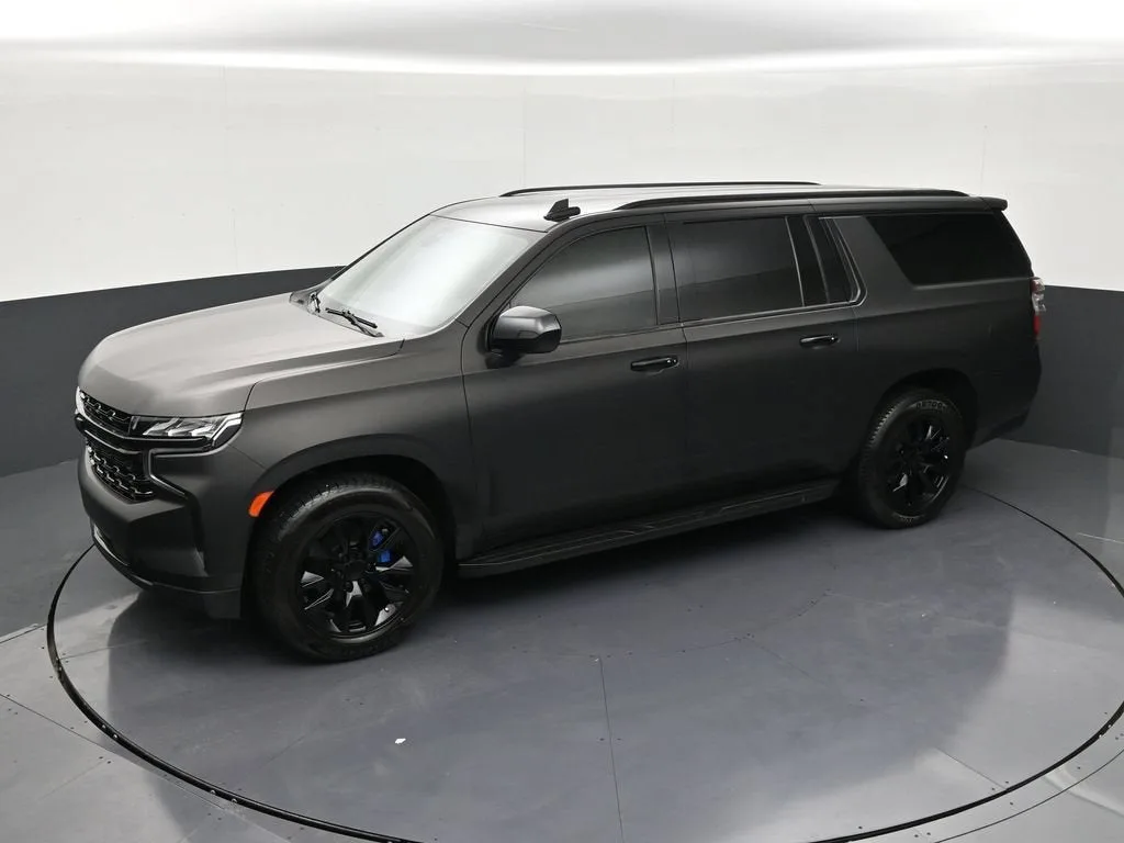 2021 Chevrolet Suburban LS photo 12