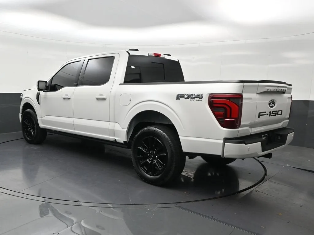 2025 Ford F-150 Platinum photo 3