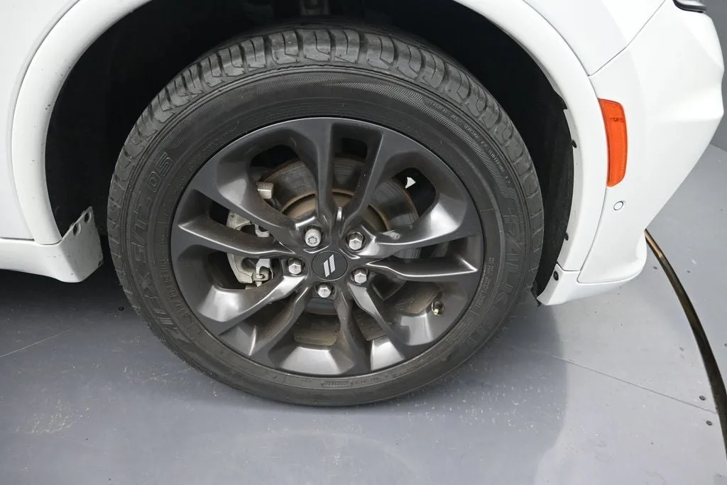 2024 Dodge Durango R/T Plus photo 9