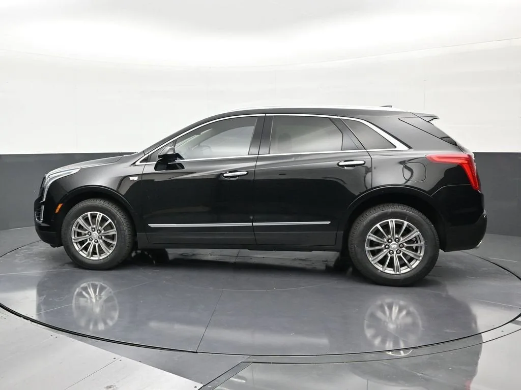 2019 Cadillac XT5 Luxury FWD photo 2