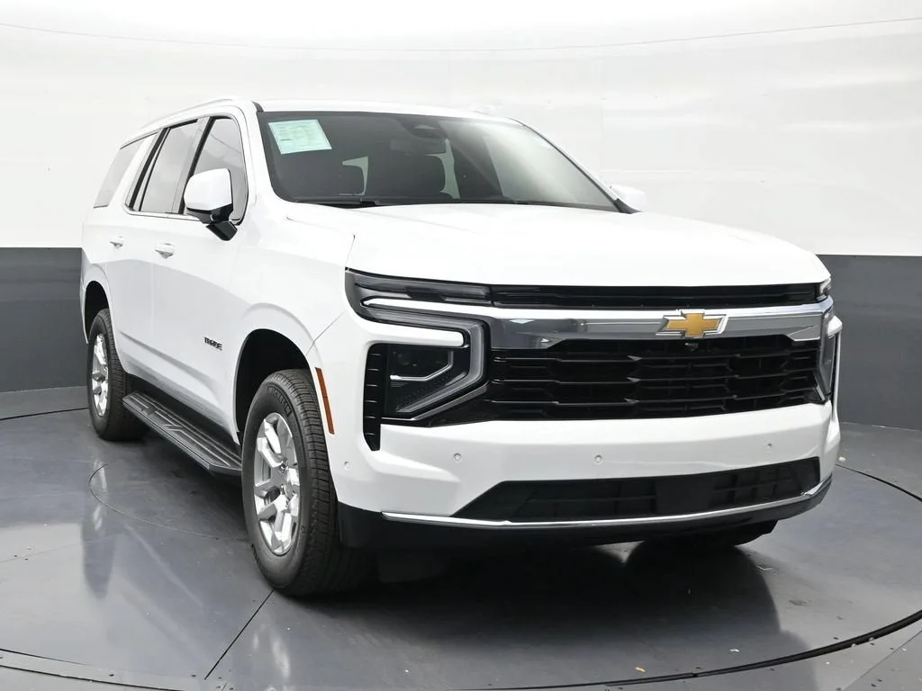 2026 Chevrolet Tahoe LS photo 7