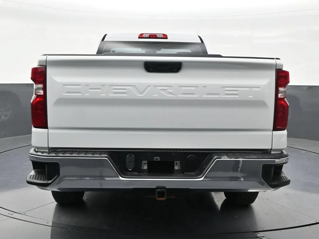 2022 Chevrolet Silverado 1500 WT photo 4