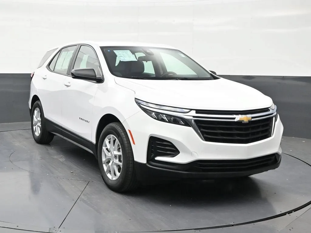 2024 Chevrolet Equinox LS photo 7