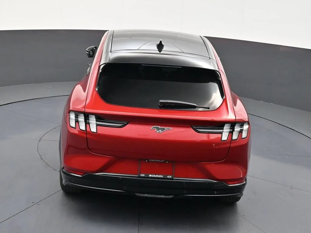 2024 Ford Mustang Mach-E Premium photo 14