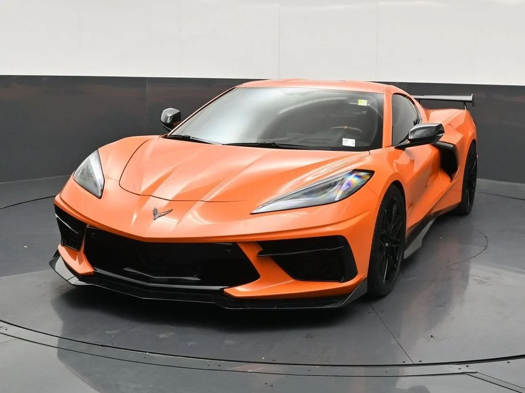 2023 Chevrolet Corvette Stingray 2LT photo 9