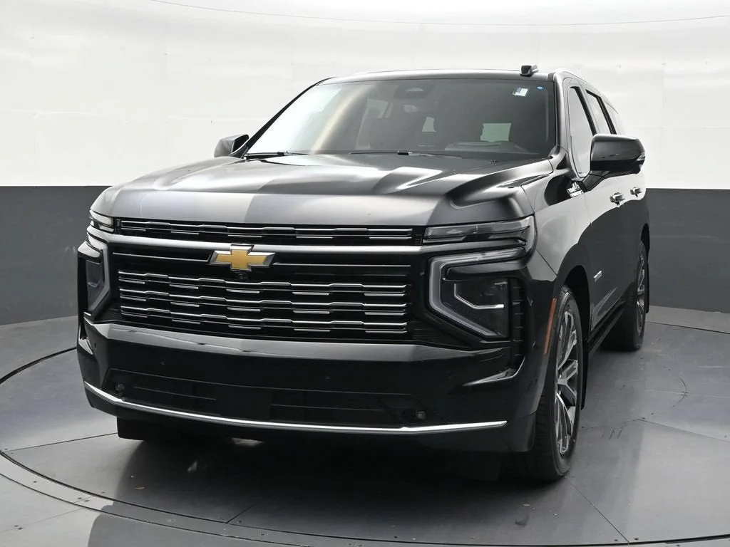 2025 Chevrolet Tahoe High Country photo 8