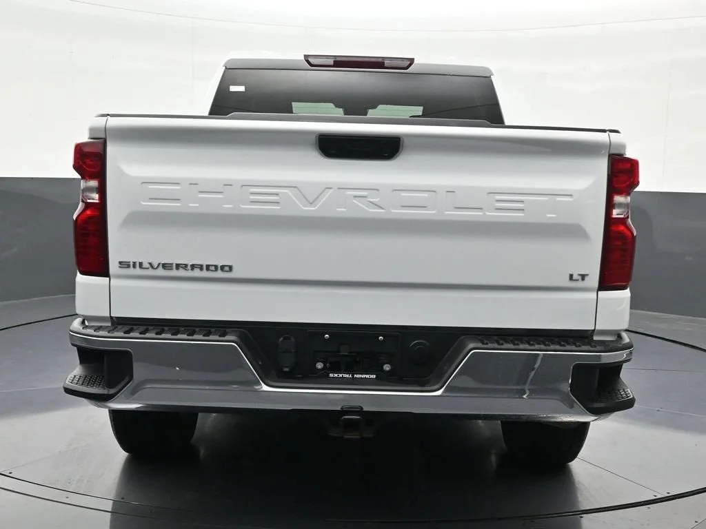 2024 Chevrolet Silverado 1500 LT photo 4