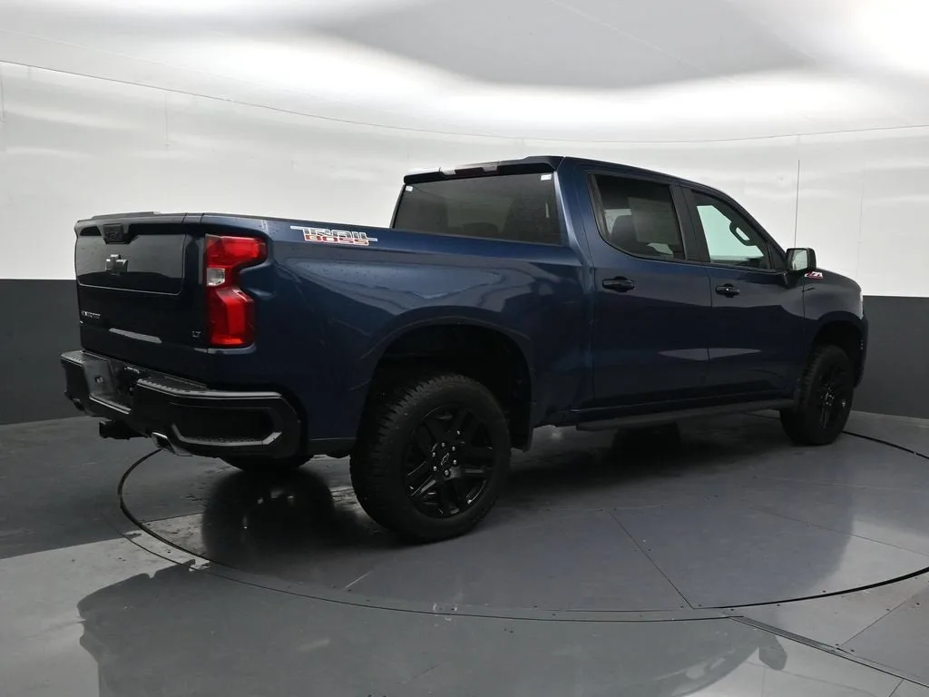 2022 Chevrolet Silverado 1500 LT Trail Boss photo 5