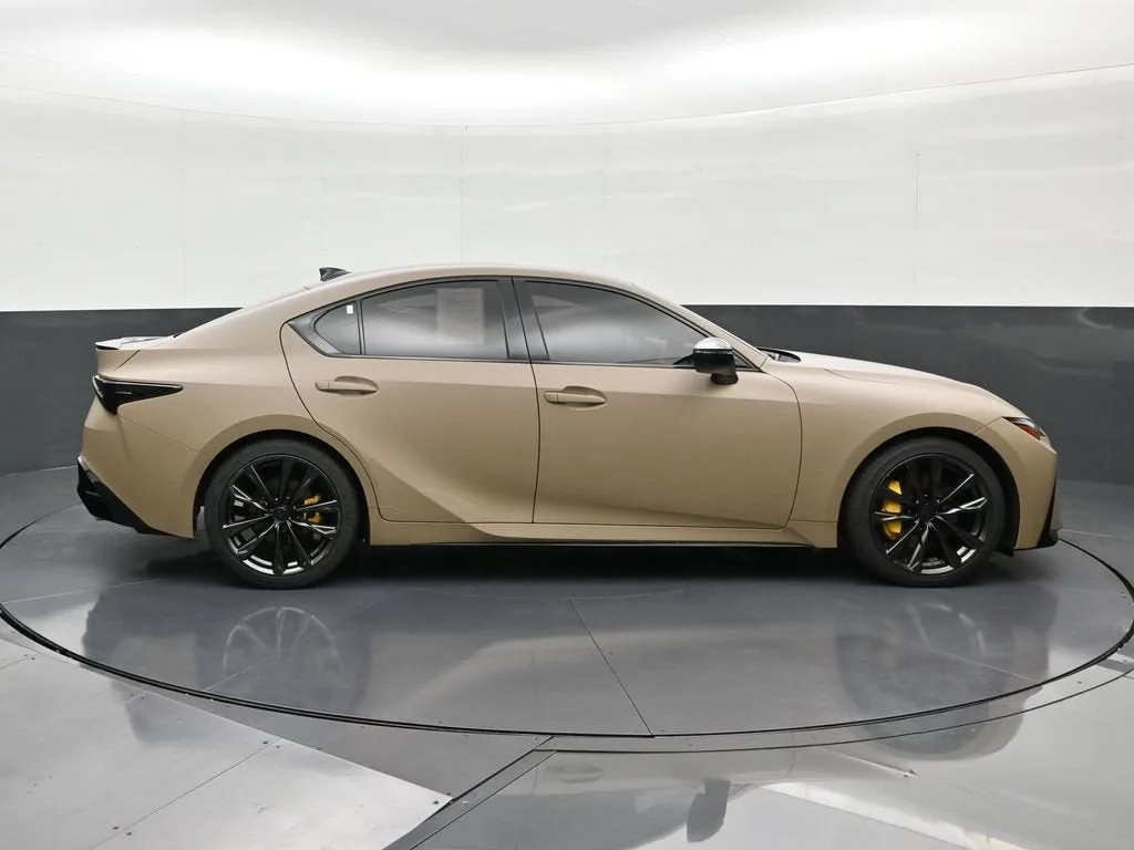 2025 Lexus IS 350 F SPORT Design photo 6