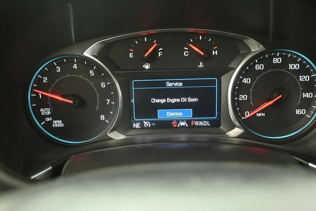2020 Chevrolet Equinox LT photo 11