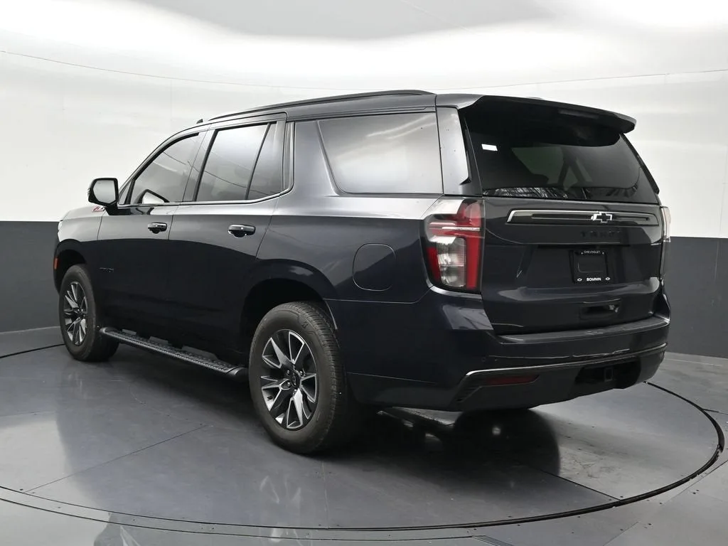 2022 Chevrolet Tahoe Z71 photo 3