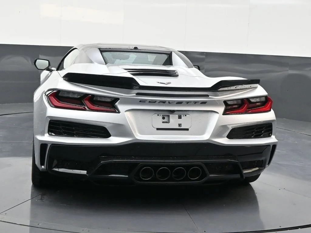 2026 Chevrolet Corvette Z06 2LZ photo 4