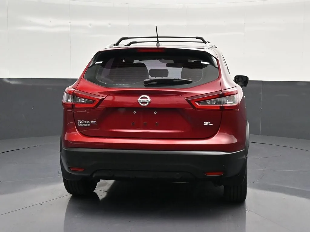 2021 Nissan Rogue Sport SL photo 2