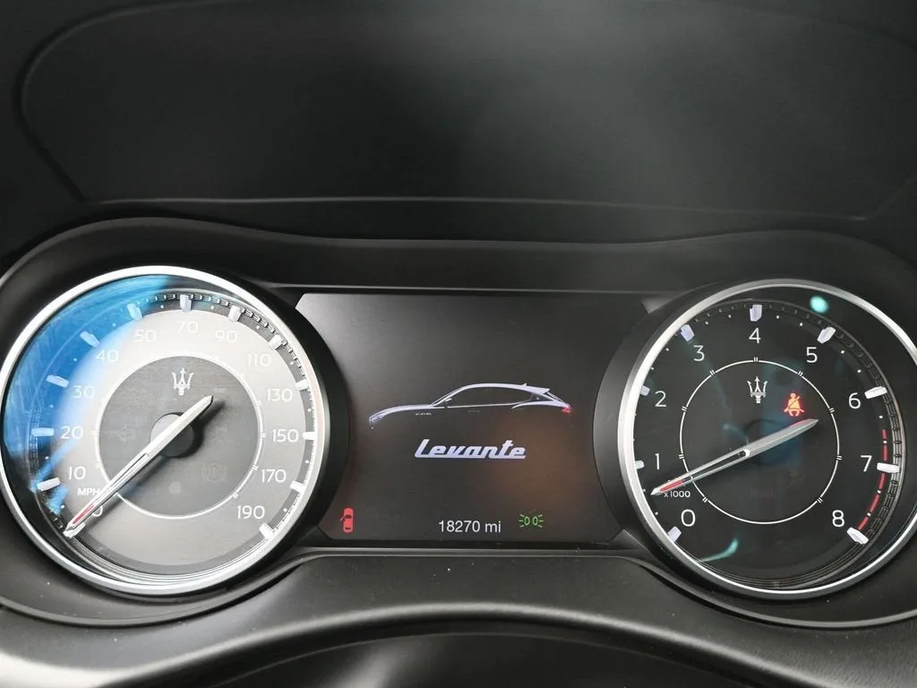 2024 Maserati Levante GT Ultima photo 10