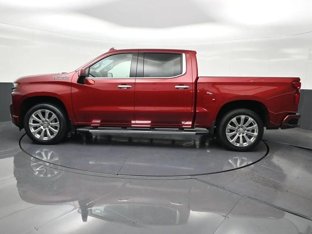 2020 Chevrolet Silverado 1500 High Country photo 2