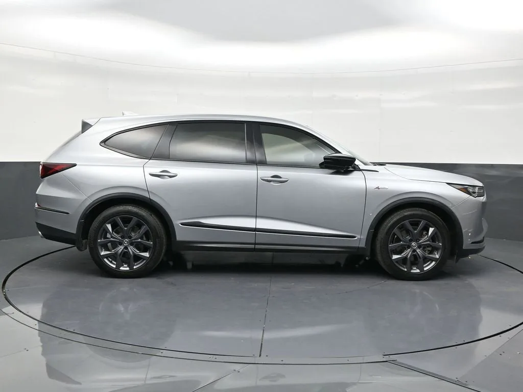 2022 Acura MDX w/A-Spec Package photo 6