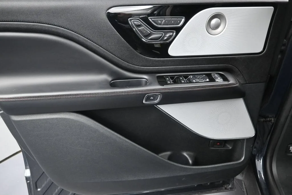 2024 Lincoln Aviator Reserve photo 11