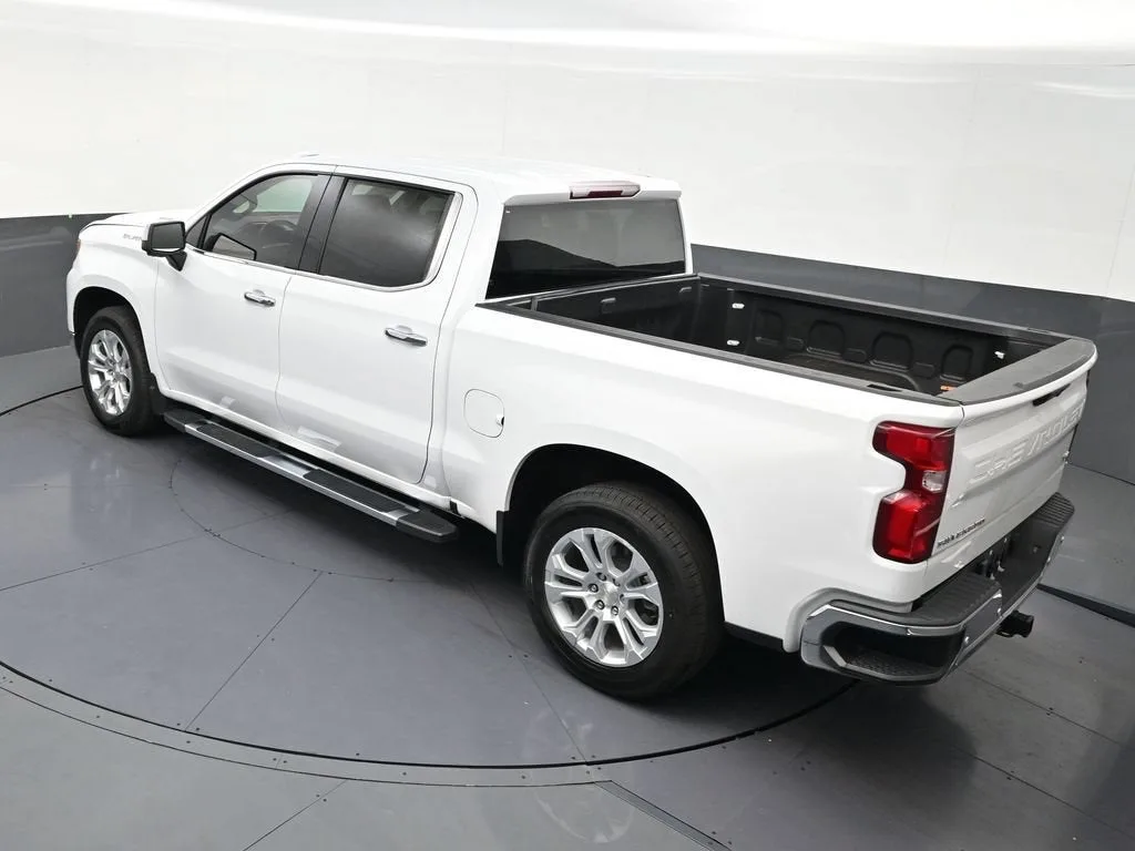 2023 Chevrolet Silverado 1500 LTZ photo 11
