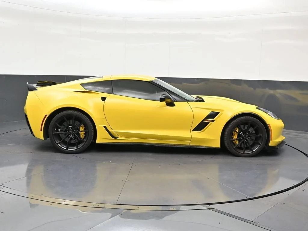 2017 Chevrolet Corvette Grand Sport Grand Sport 3LT photo 7