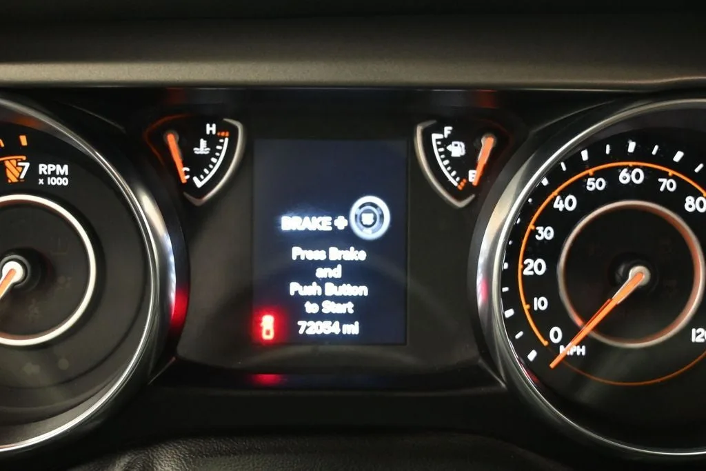 2022 Jeep Gladiator Sport photo 11