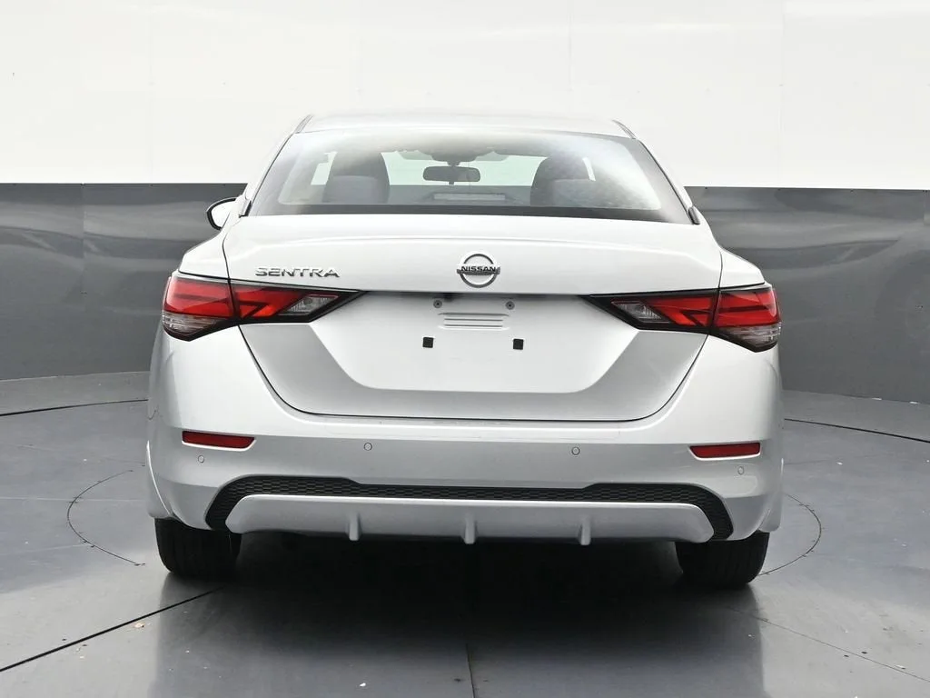 2023 Nissan Sentra S Xtronic CVT photo 4