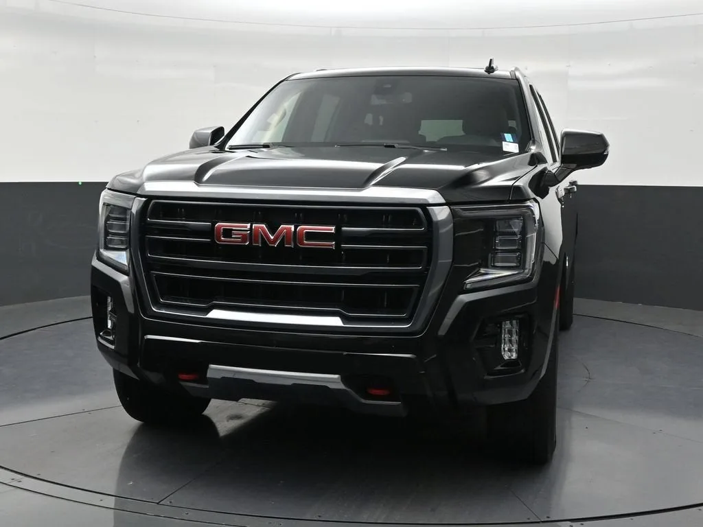 2022 GMC Yukon XL AT4 photo 8