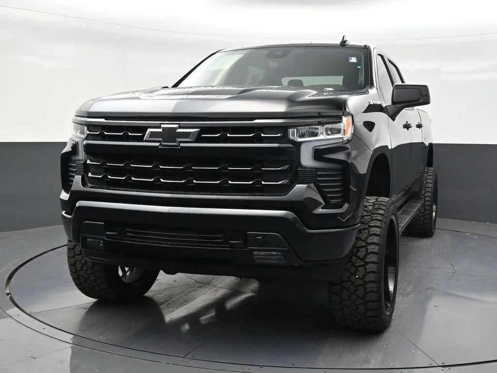 2026 Chevrolet Silverado 1500 RST photo 8