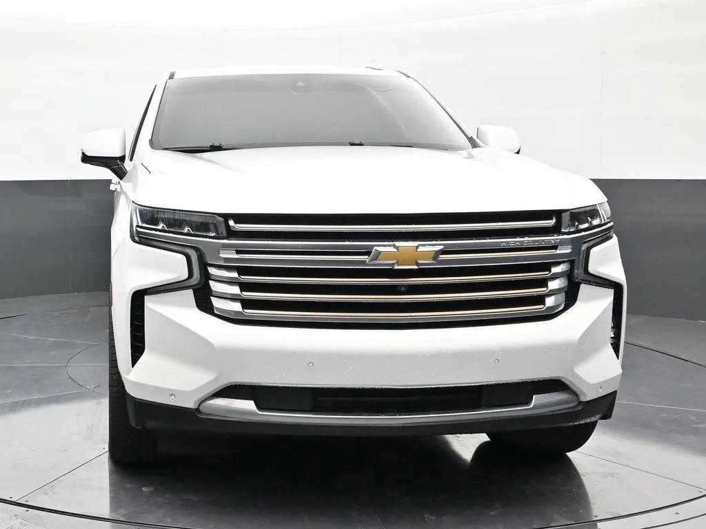 2021 Chevrolet Suburban High Country photo 8