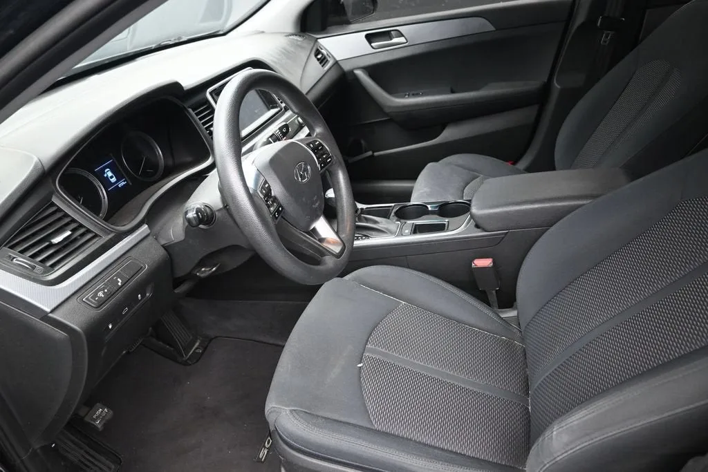 2018 Hyundai Sonata SE photo 12
