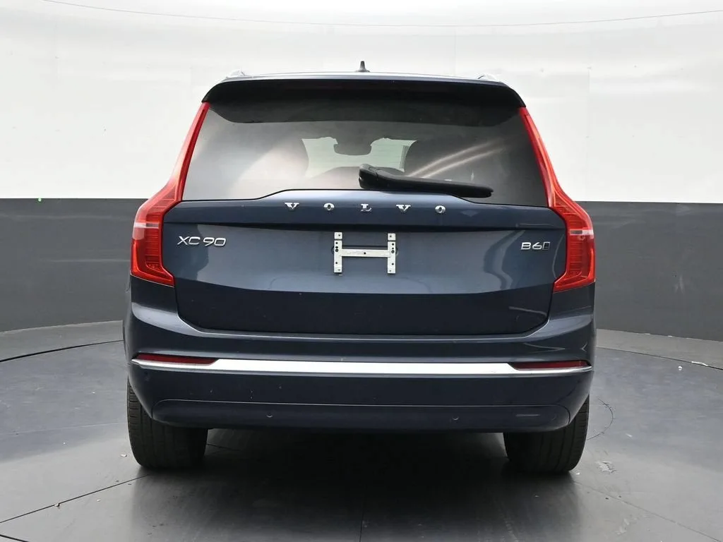 2023 Volvo XC90 Plus photo 4