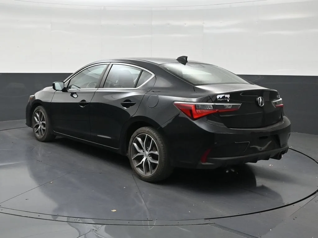 2019 Acura ILX Premium Package photo 3