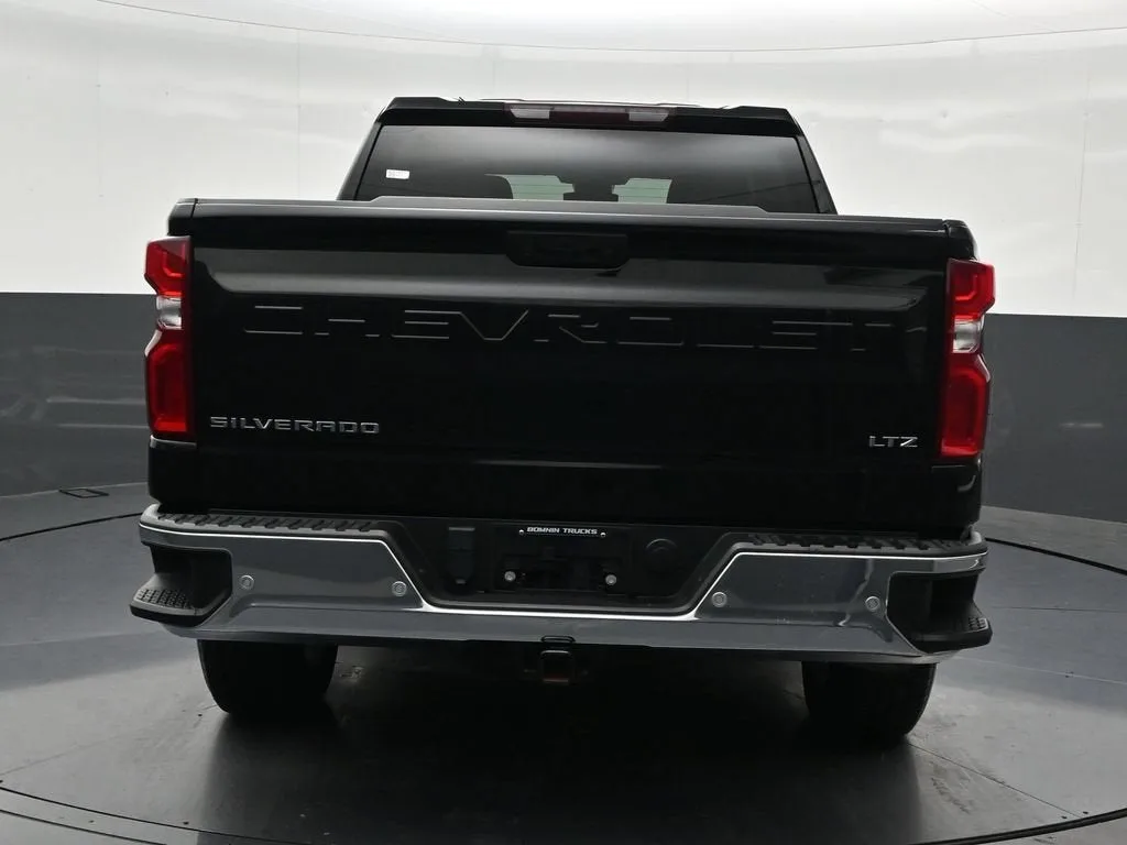 2024 Chevrolet Silverado 1500 LTZ photo 4